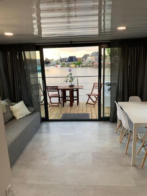 Apartamento Unique New Houseboat Moored 4 Zwartsluis Exterior foto